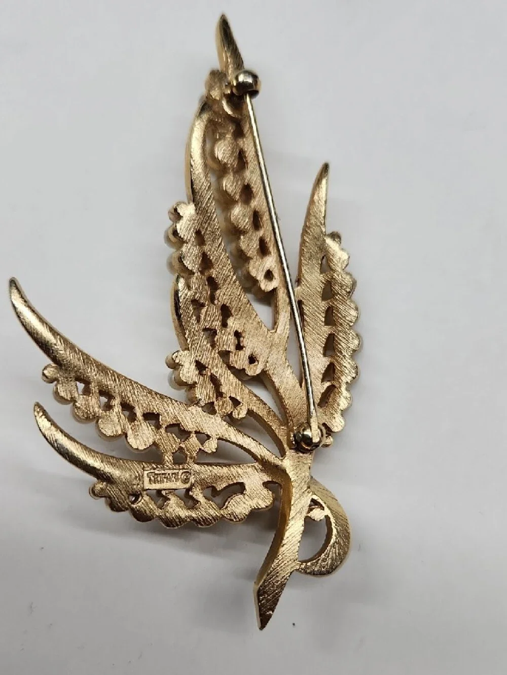 Trifari Gold-Tone Leaf Brooch with Pearlescent Beads - Picture 6 of 6